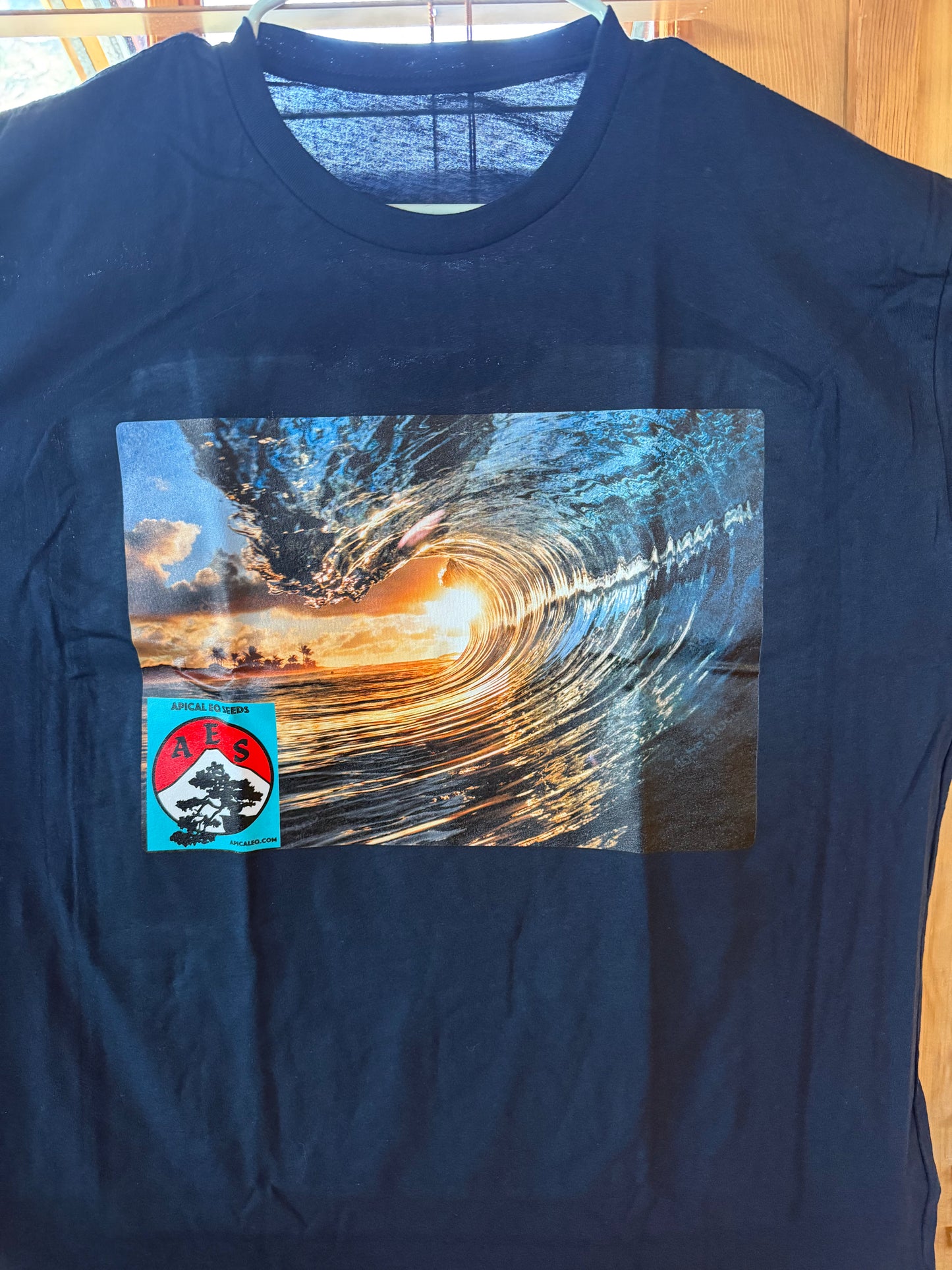 Short Sleeve T-shirt (Wave Design)